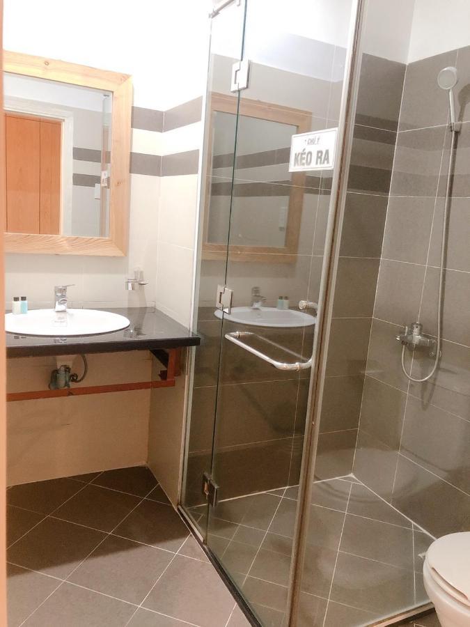 Royal Hotel مدينة هوشي منه المظهر الخارجي الصورة