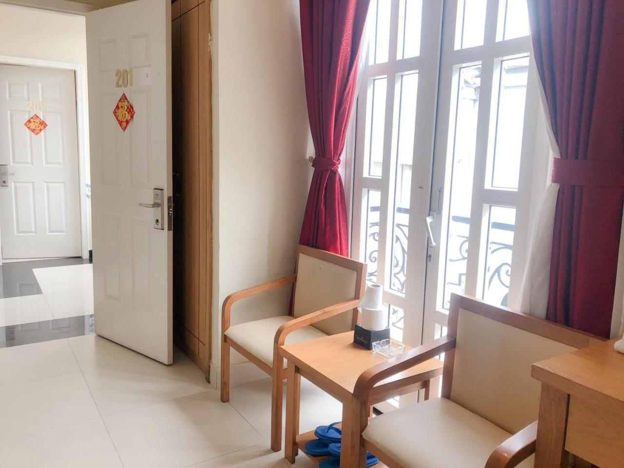 Royal Hotel مدينة هوشي منه المظهر الخارجي الصورة