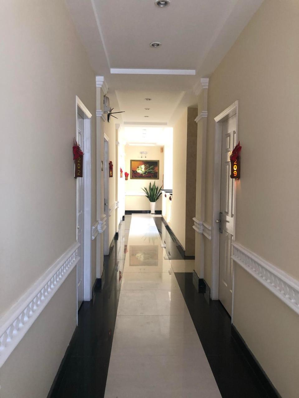 Royal Hotel مدينة هوشي منه المظهر الخارجي الصورة