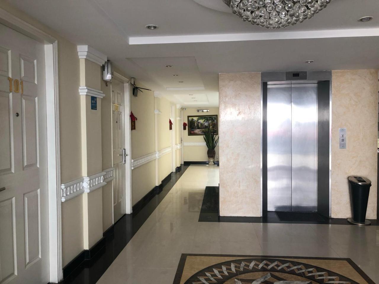 Royal Hotel مدينة هوشي منه المظهر الخارجي الصورة